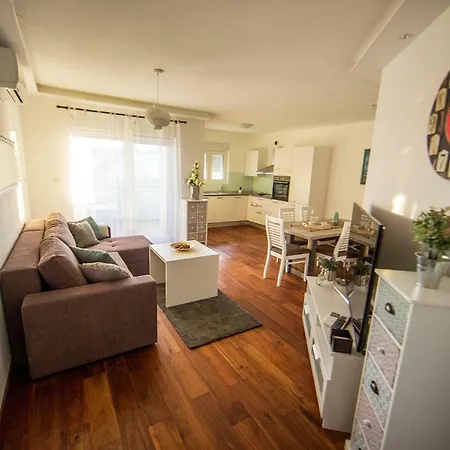 Apartment's Tea & Nevio Split