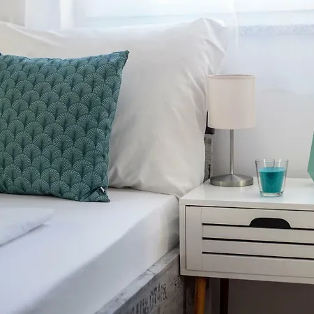 Apartment's Tea & Nevio *