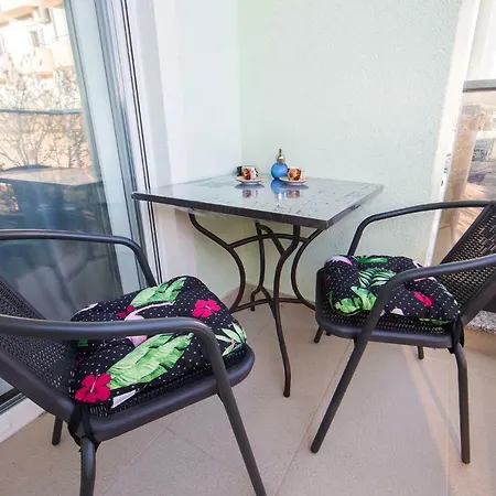 شقة Apartment's Tea & Nevio